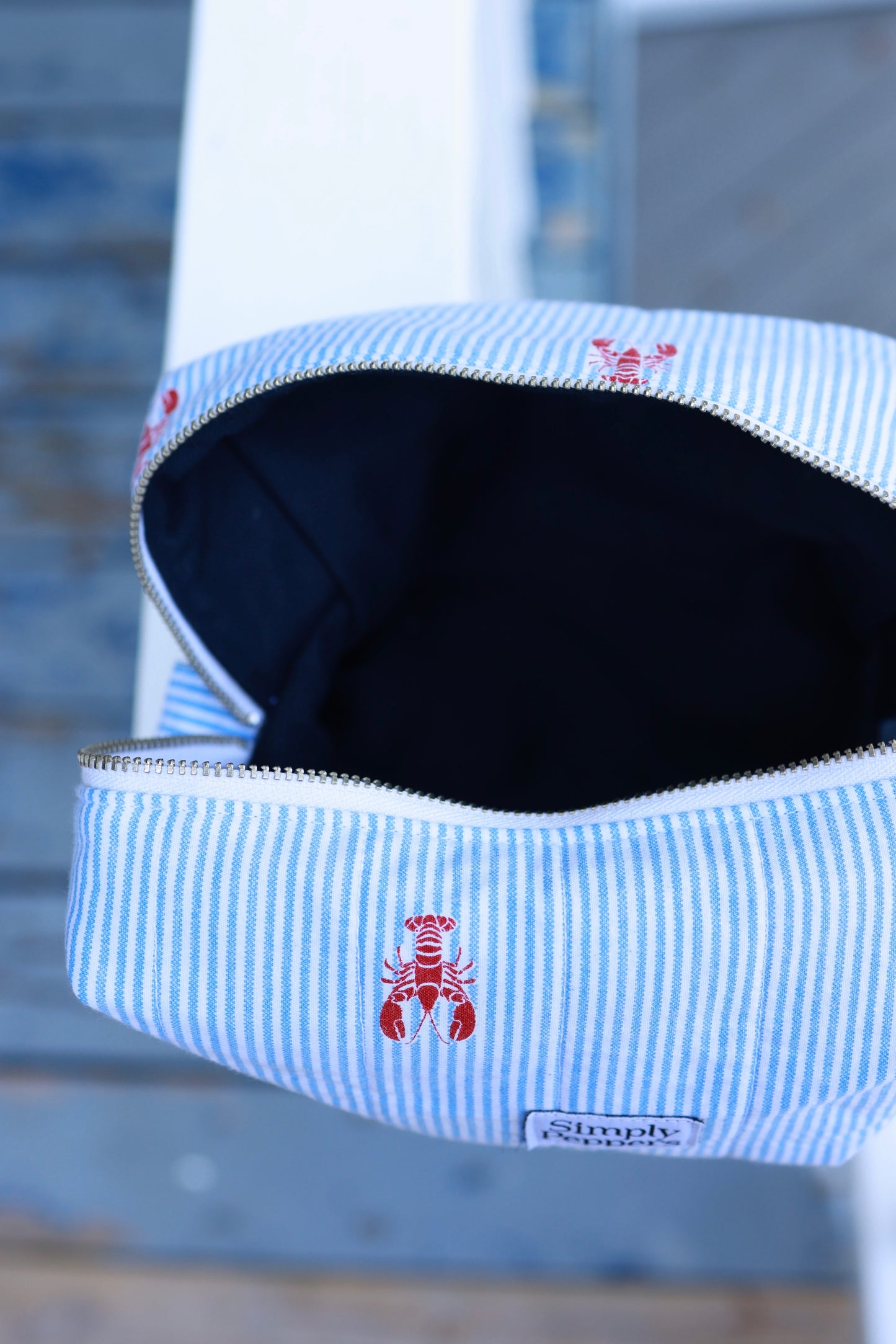 Lobster Boxy Makeup Bag
