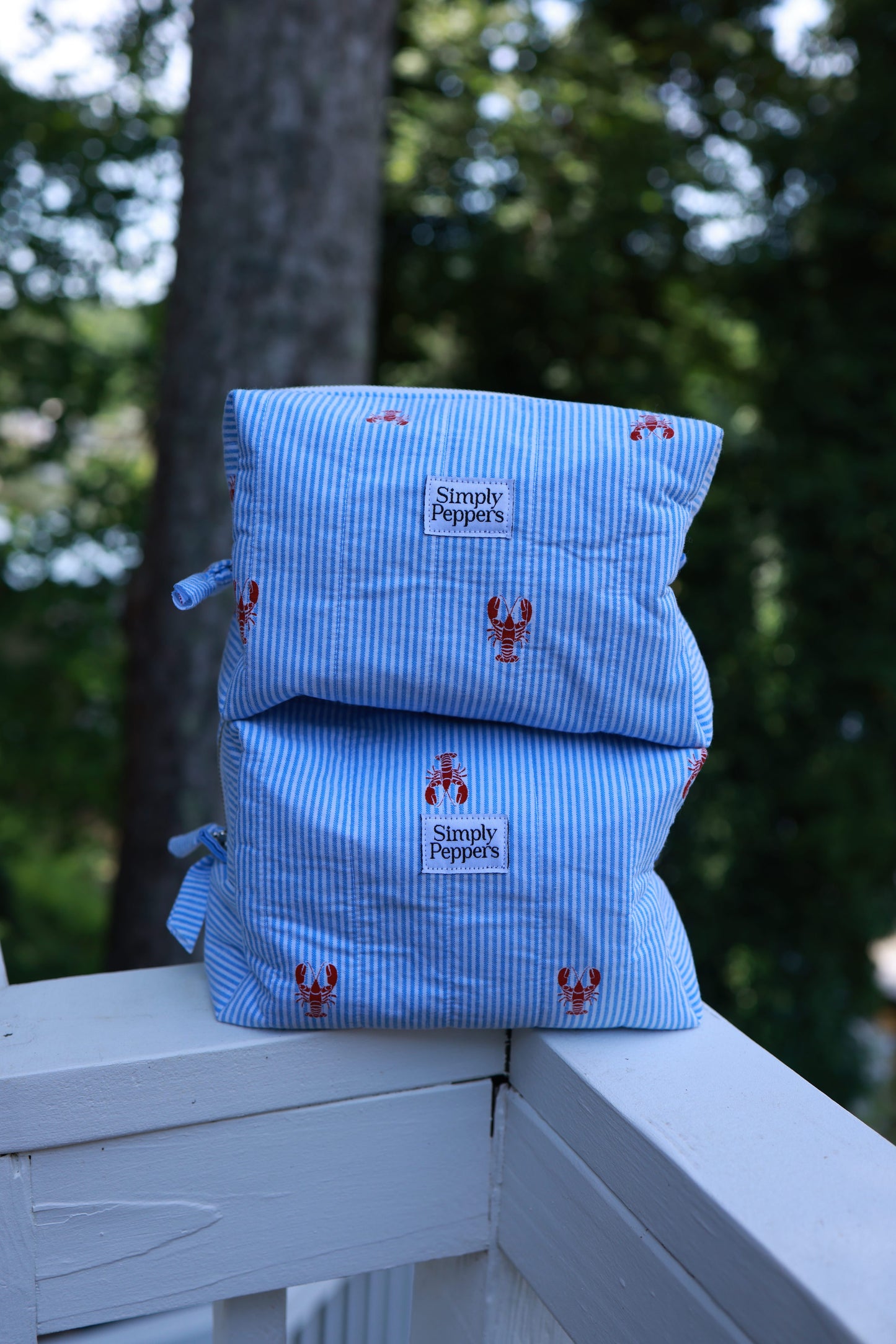 Lobster Boxy Makeup Bag
